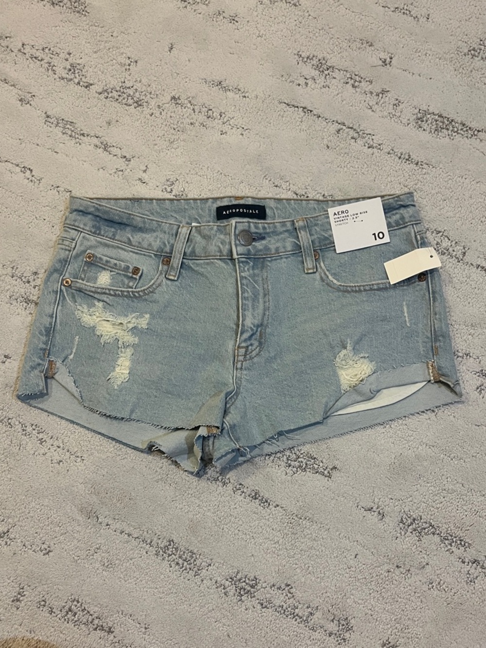 Aeropostale Vintage Low Rise Shorty 2.5” Size 10